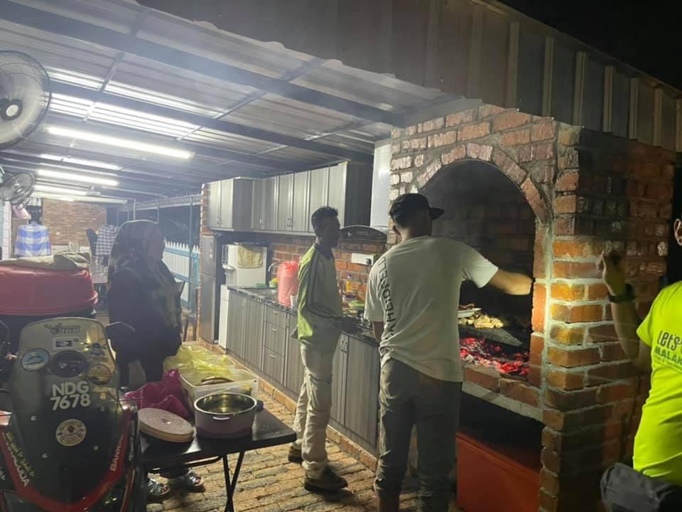 lenggong 360 guesthouse Kampong Ulu Jepai Extérieur photo